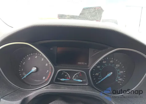 2014 Ford Focus Se z USA, uszkodzony, nr VIN 1FADP3F21EL218449